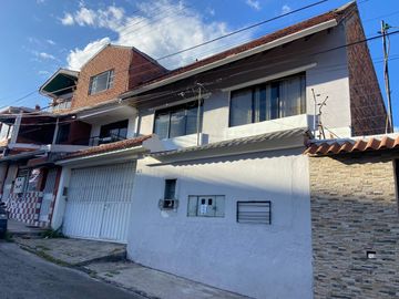 CASA EN VENTA EN MIRAFLORES