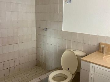 CASA EN VENTA EN MIRAFLORES