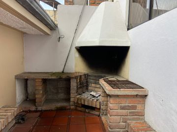 CASA EN VENTA EN MIRAFLORES