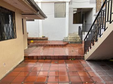 CASA EN VENTA EN MIRAFLORES