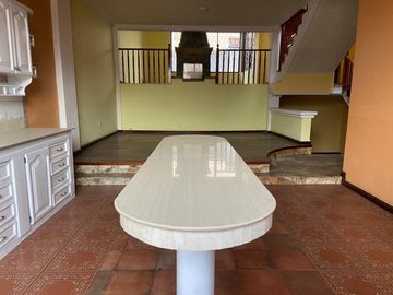 CASA EN VENTA EN MIRAFLORES