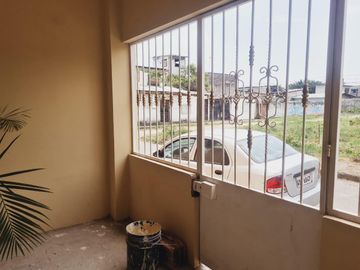 VENTA CASA ESQUINERA CDLA. ABEL GILBERT 2 / DURAN (AGE)