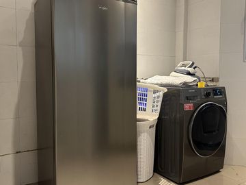 VENTA Casa Barrio Cerrado Septiembre-Moderna-Pileta Climatizada-G.Electrogeno-Ing Maschwitz
