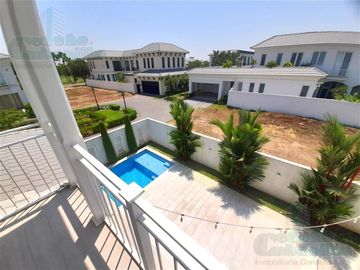 VENTA DE LUJOSA VILLA EN AIRES DEL BATAN