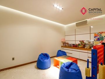 Casa en Venta en Reserva Real Con Alberca Por Zona Andares Terminados de Lujo