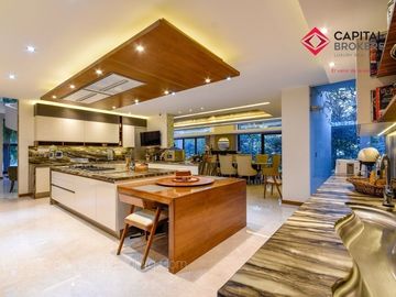 Casa en Venta en Reserva Real Con Alberca Por Zona Andares Terminados de Lujo