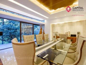 Casa en Venta en Reserva Real Con Alberca Por Zona Andares Terminados de Lujo