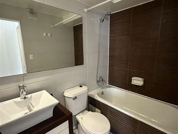Departamento en Venta en Metro Santa Isabel, Lira