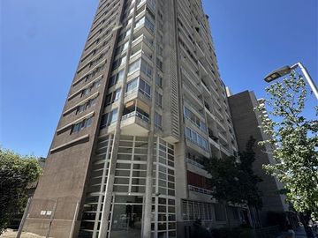 Departamento en Venta en Metro Santa Isabel, Lira