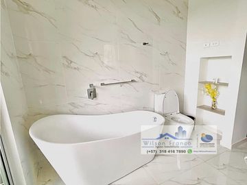 ✨ DE LUJO ✨Casa En Venta, Salida directa a la playa  Cartagena