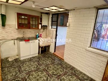 Casa en Venta en Av tres poniente con Asunción