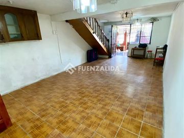 Casa en Venta en Av tres poniente con Asunción