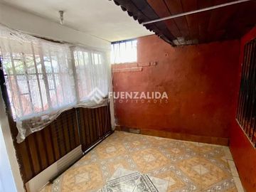Casa en Venta en Av tres poniente con Asunción