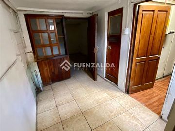 Casa en Venta en Av tres poniente con Asunción