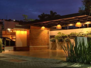 Casa de Lujo en Coto La Loma, Bugambilias