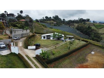 Venta de casa campestre en El Carmen de Viboral, Antioquia