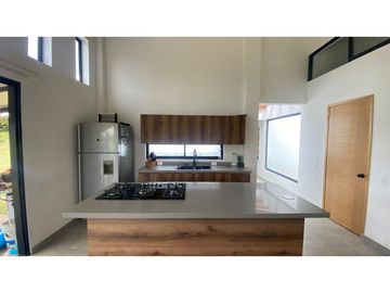 Venta de casa campestre en El Carmen de Viboral, Antioquia