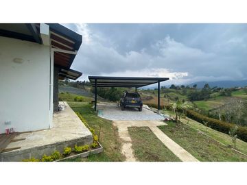 Venta de casa campestre en El Carmen de Viboral, Antioquia