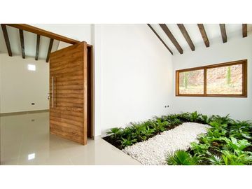 Venta de casa finca en Rionegro, Antioquia cercana al túnel de Oriente