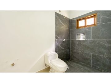 Venta de casa finca en Rionegro, Antioquia cercana al túnel de Oriente