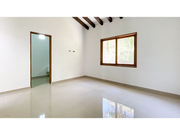 Venta de casa finca en Rionegro, Antioquia cercana al túnel de Oriente