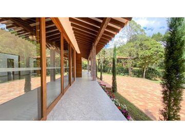Venta de casa finca en Rionegro, Antioquia cercana al túnel de Oriente