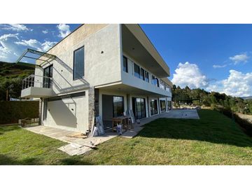 Venta de casa en condominio de Rionegro, Antioquia