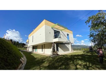 Venta de casa en condominio de Rionegro, Antioquia