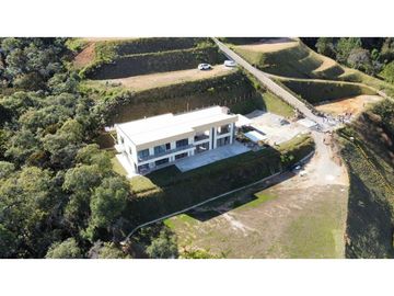 Venta de casa en condominio de Rionegro, Antioquia