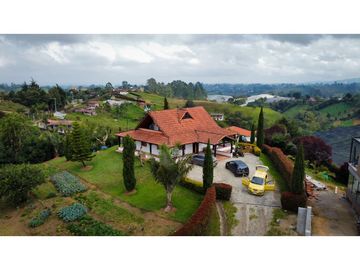 Venta de casa campestre en el Carmen de Viboral