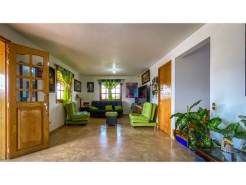 Venta de casa campestre en el Carmen de Viboral