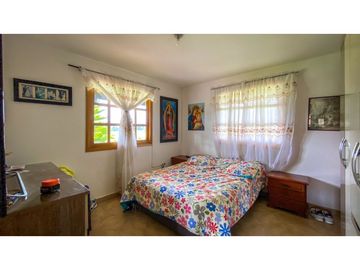 Venta de casa campestre en el Carmen de Viboral