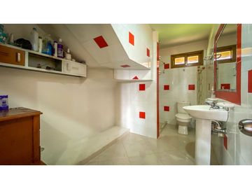 Venta de casa campestre en el Carmen de Viboral