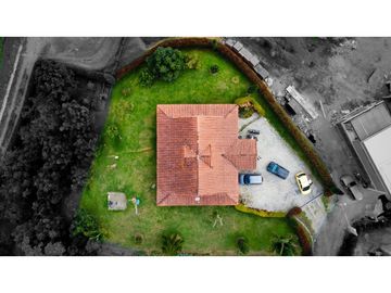 Venta de casa campestre en el Carmen de Viboral