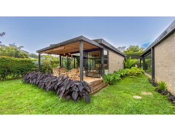 Venta de casa en exclusiva parcelación de Rionegro vereda El Tablazo