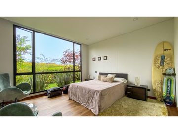 Venta de casa en exclusiva parcelación de Rionegro vereda El Tablazo