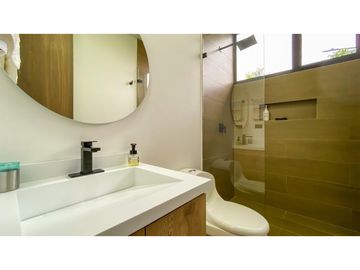 Venta de casa en exclusiva parcelación de Rionegro vereda El Tablazo