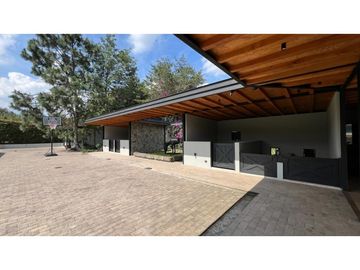 Venta de finca en Llanogrande, Rionegro