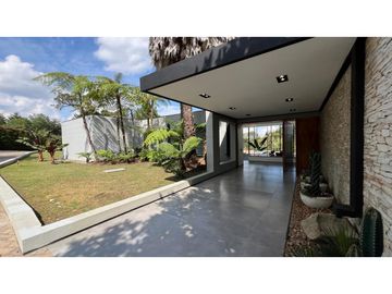 Venta de finca en Llanogrande, Rionegro