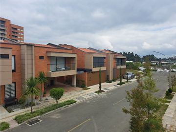 Venta de casa en San Antonio de Pereira