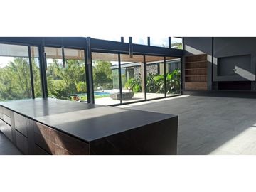 Venta de casa finca en Llanogrande, Rionegro