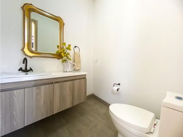 Venta de casa en exclusiva urbanización de Llano Grande Antioquia