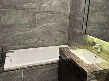 1 Bedroom For Sell at The Esse Sukhumvit 36
