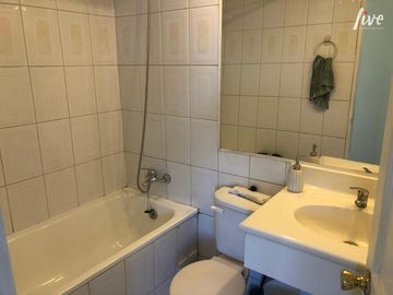 Se vende departamento Riquelme con Catedral, Metro Santa An