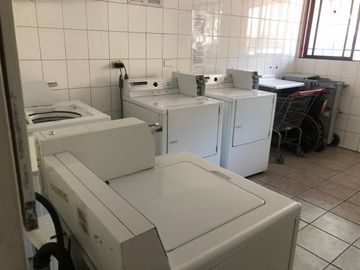 Se vende departamento Riquelme con Catedral, Metro Santa An
