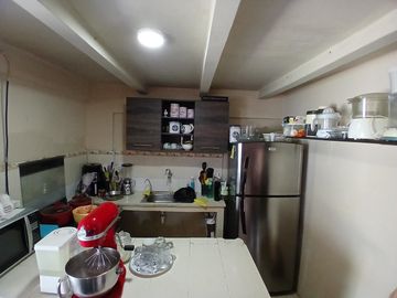 VENTA CASA URB. BEATA MERCEDES MOLINA (RS)