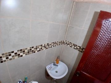 VENTA CASA URB. BEATA MERCEDES MOLINA (RS)