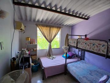 VENTA CASA URB. BEATA MERCEDES MOLINA (RS)