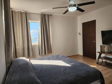 CASA EN VENTA EN COL. PUERTA DE HIERRO EN MONTERREY
