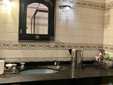 casa en venta  para remodelar en una de las mejores zonas del sur de la ciudad